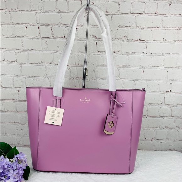 kate spade Handbags - Kate Spade Medium Tote